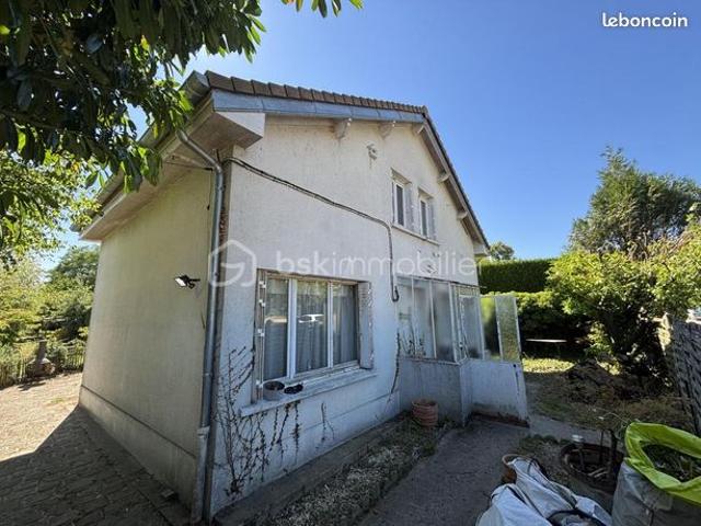 Maison vente à Évry, Courances