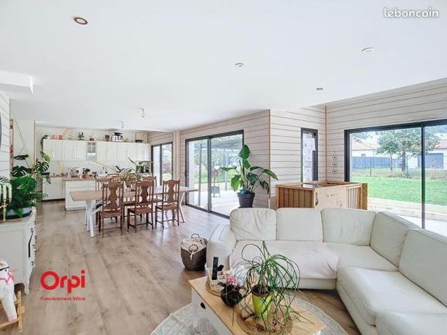 Maison vente à Nantes, Corcoué-sur-logne