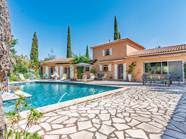 Maison vente à Arrondissement de Toulon, La Londe-les-maures