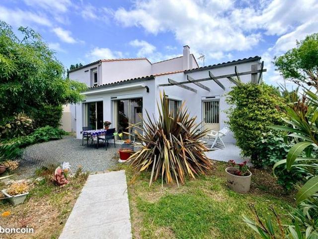 Maison vente à Rochefort, Hiers-brouage