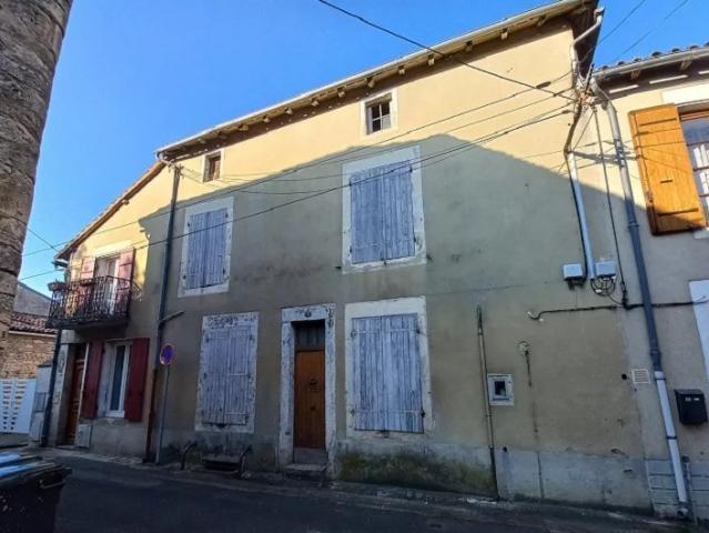 Maison vente à Confolens, Ruffec