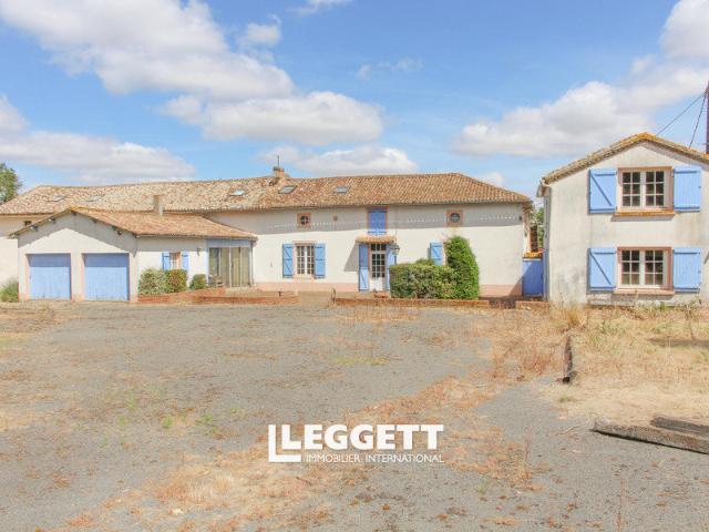 Maison vente à Bressuire, Faye-l'abbesse