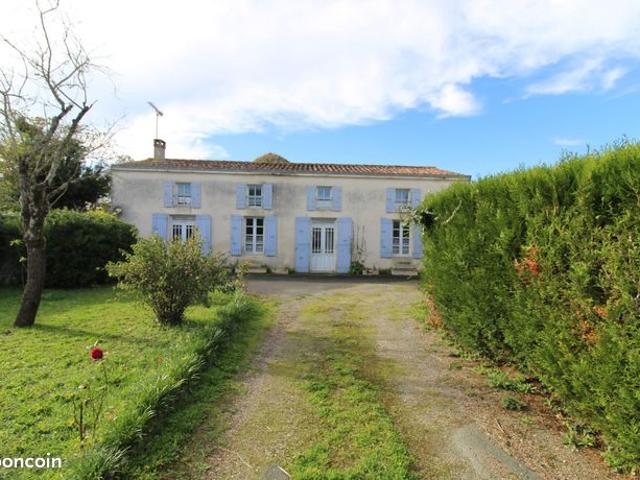 Maison vente à Rochefort, Muron