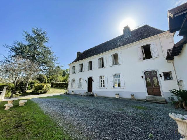 Maison vente à Oloron-Sainte-Marie, Salies-de-béarn