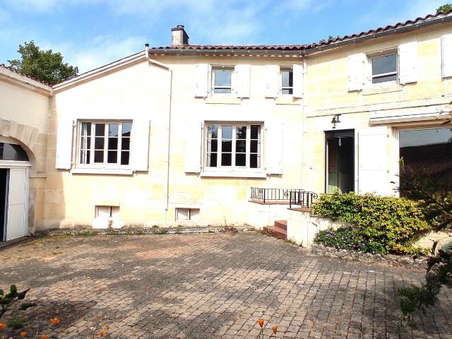 Maison vente à Cognac