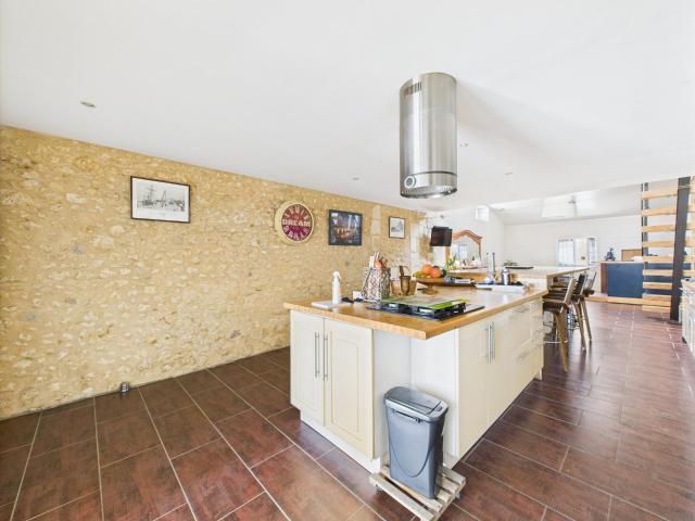 Maison vente à Jonzac, Montlieu-la-garde