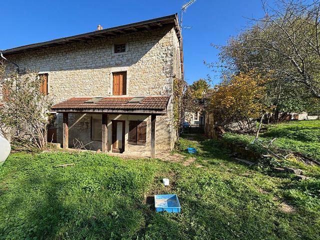 Maison vente à Bourg-en-Bresse, Challes