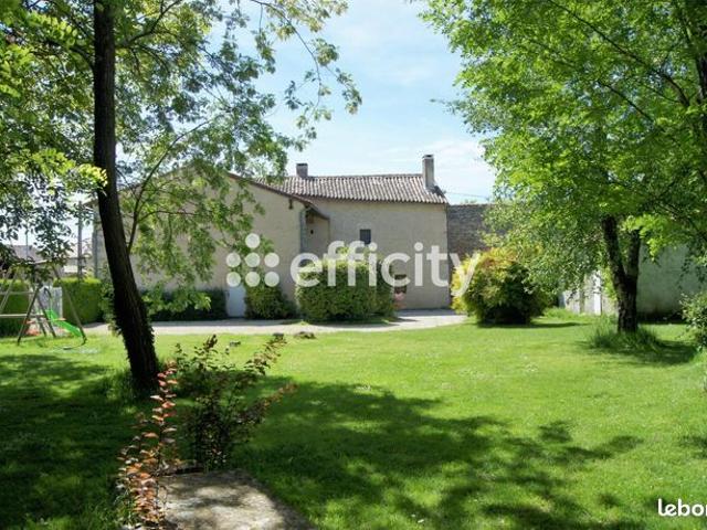 Maison vente à Montmorillon, Saint-pierre-d'exideuil