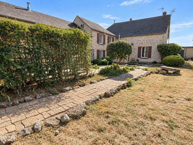 Maison vente à Ymonville, Eure-et-Loir