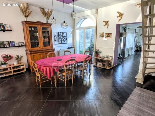 Maison vente à Lille, Neuville-en-ferrain