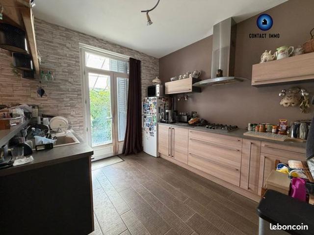 Maison vente à Brive-la-Gaillarde, Voutezac