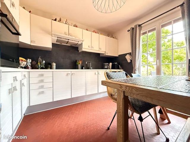 Maison vente à Bernay, Sainte-colombe-la-commanderie