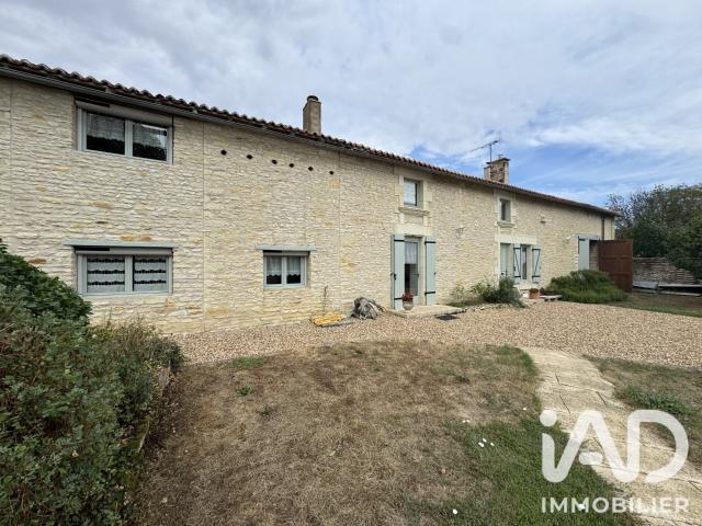 Maison vente à La Bourrelière, Cuhon