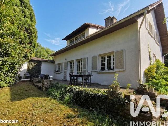 Maison vente à Saint-Germain-en-Laye, Maule
