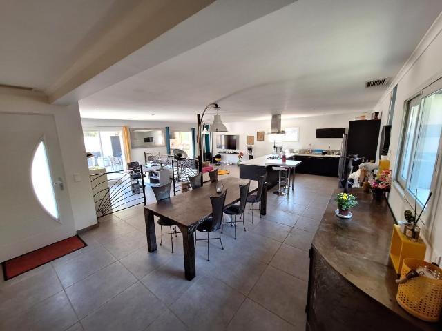 Maison vente à Nîmes, Beaucaire