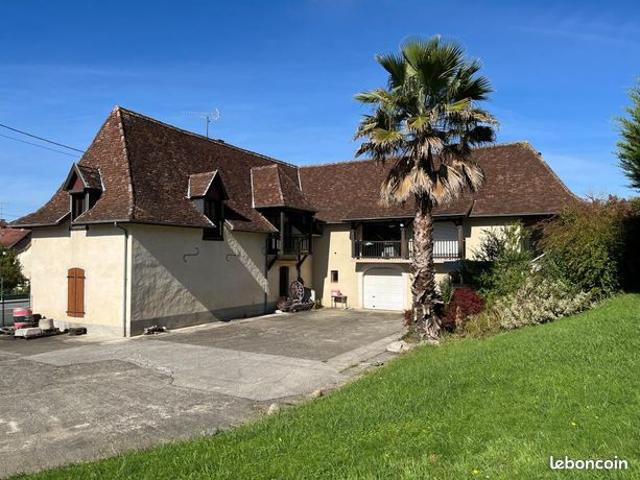 Maison vente à Oloron-Sainte-Marie, Salies-de-béarn