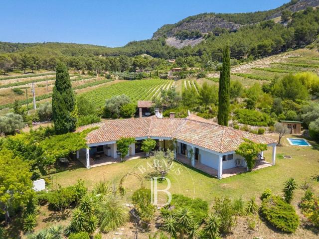 Maison vente à Marseille, Cassis