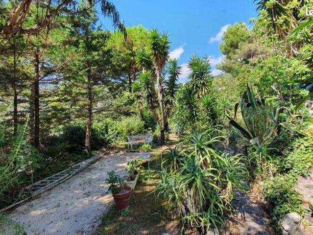 Maison vente à Castellar, Alpes-Maritimes