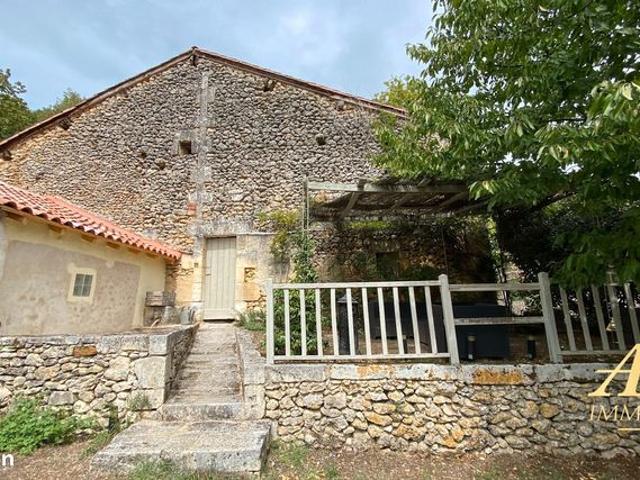 Maison vente à Nontron, Bourdeilles