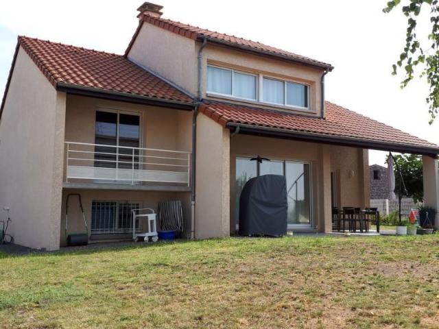 Maison location à Riom, Ennezat