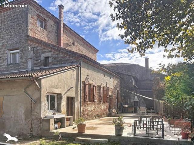 Maison vente à Saint-Sixte, Loire