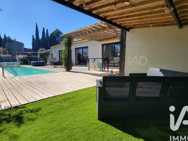 Maison vente à Narbonne, Escales