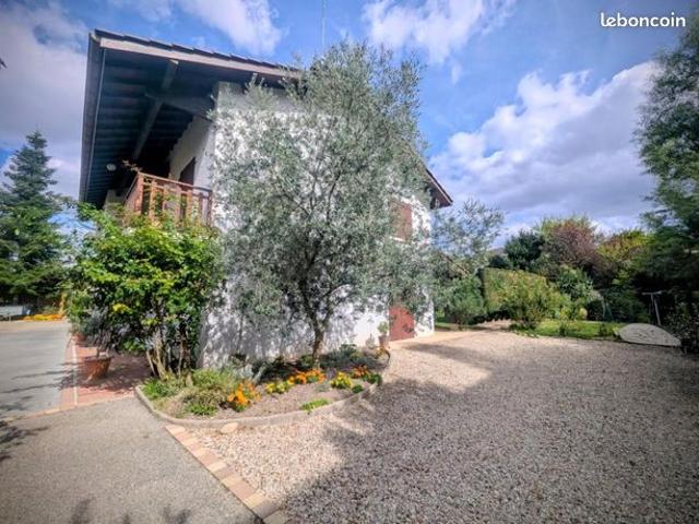 Maison vente à Bourg-en-Bresse, Bourg-en-bresse