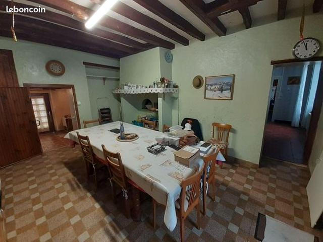 Maison vente à La Flèche, Oizé