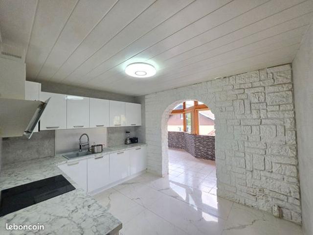 Maison vente à Pontarlier, Verrières-de-joux