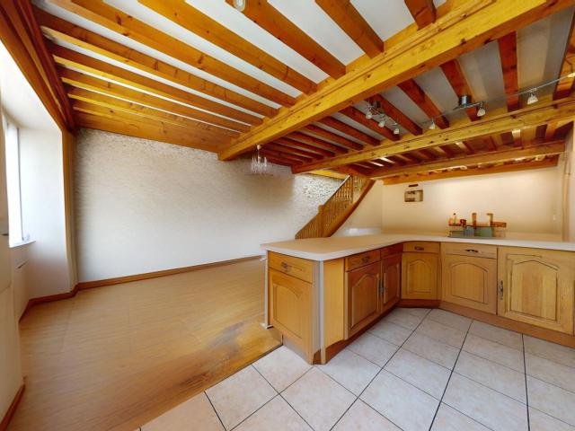Maison vente à Nantua, Poncin
