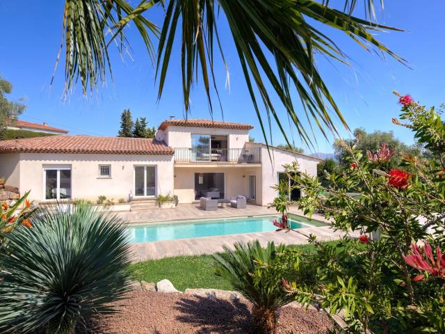 Maison vente à Grasse, Roquefort-les-pins
