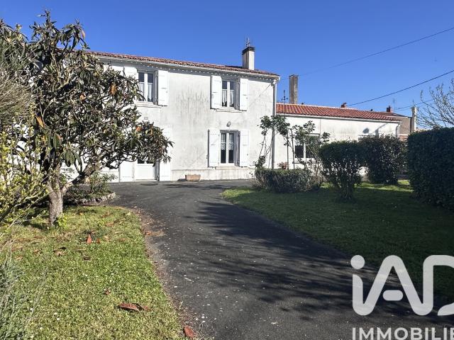 Maison vente à La Rochelle, Vérines