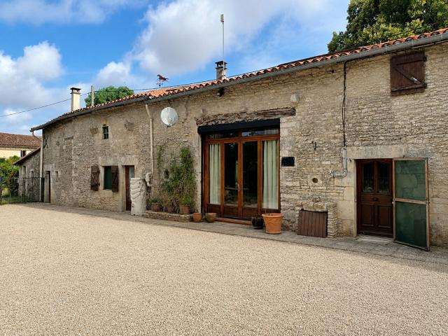 Maison vente à Montmorillon, Blanzay