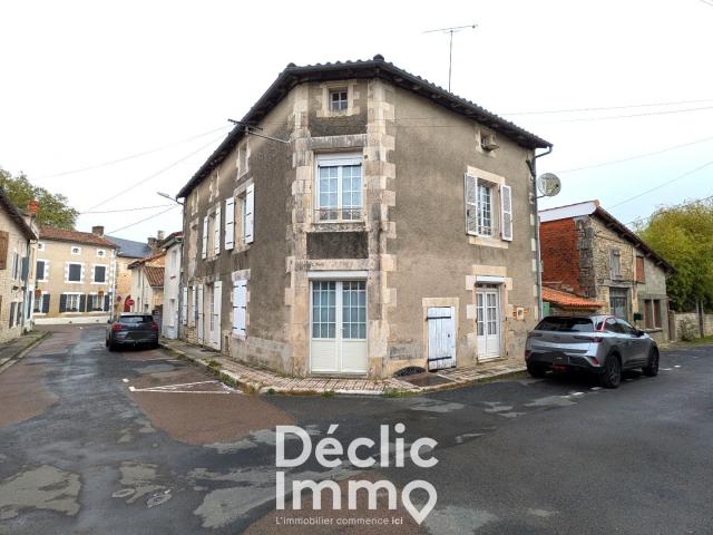 Maison vente à Champagne-Mouton, Charente