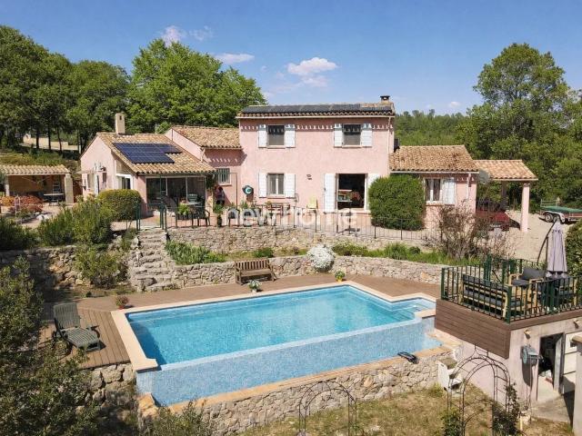 Maison vente à Brignoles, Le Thoronet
