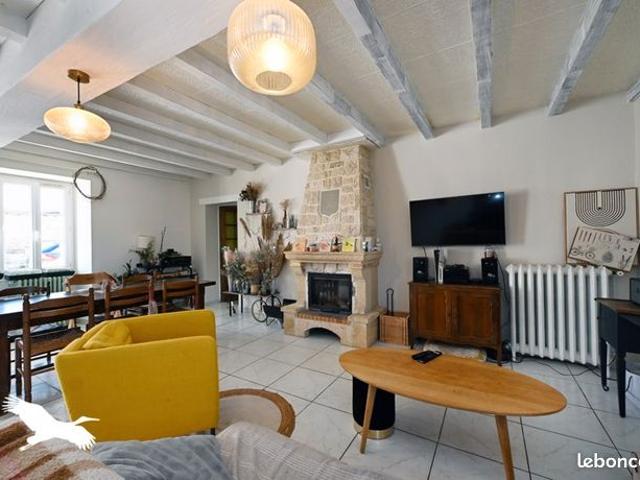 Maison vente à Cognac, Houlette