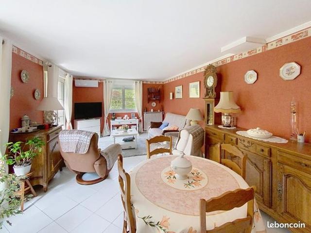 Maison vente à Tours, Vouvray