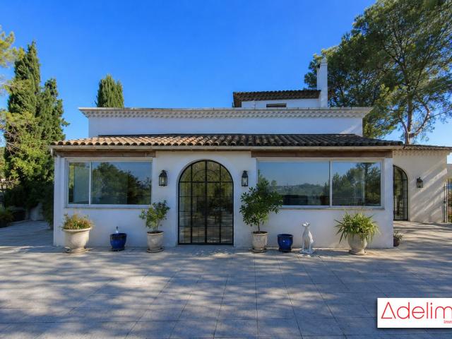 Maison vente à Nîmes, Gard