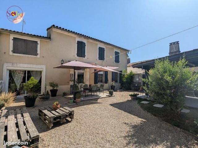 Maison vente à Salignac-sur-charente