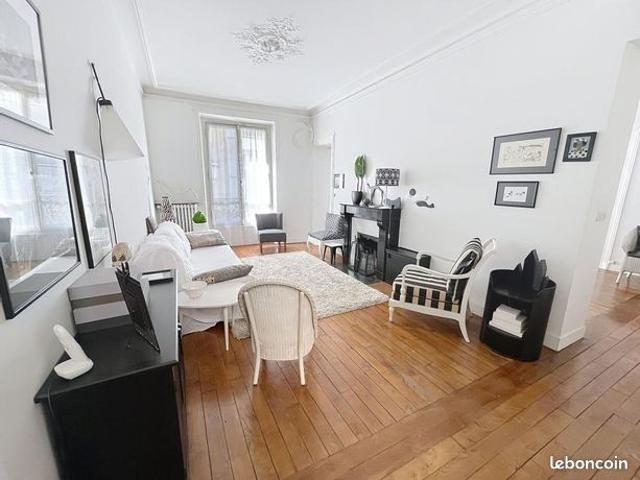 Maison vente à Paris, Île-de-France