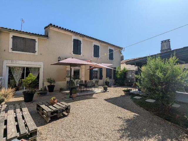 Maison vente à Salignac-sur-charente