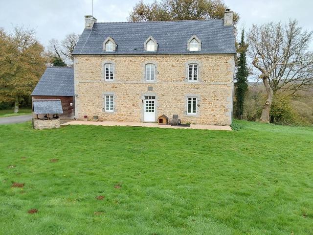 Maison vente à Le Hillars, Glomel