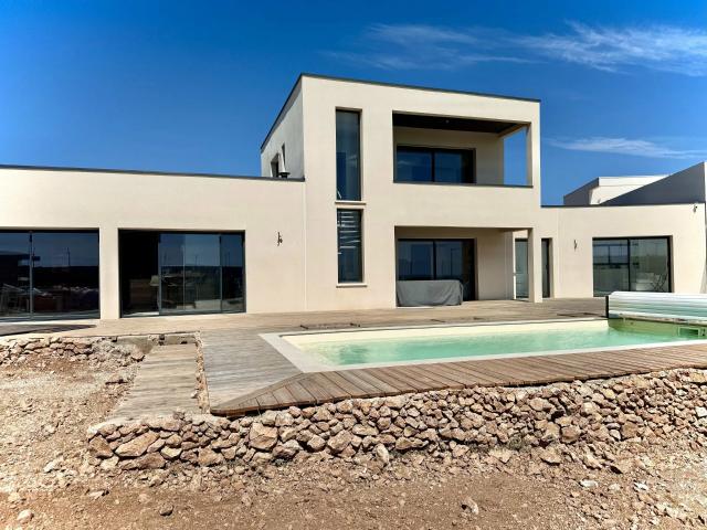 Maison vente à Narbonne, Treilles