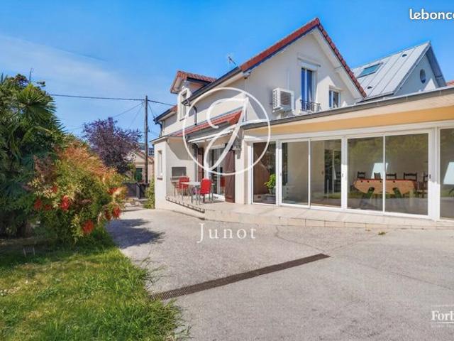 Maison vente à Nanterre, Rueil-malmaison