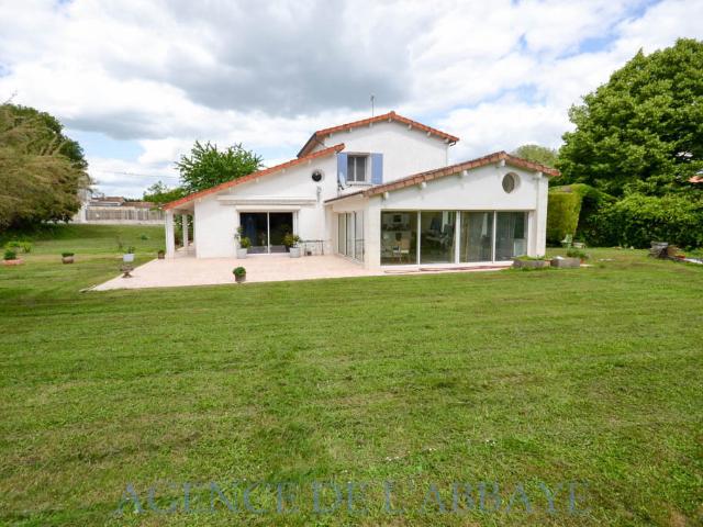 Maison vente à Saintes, Saint-vaize
