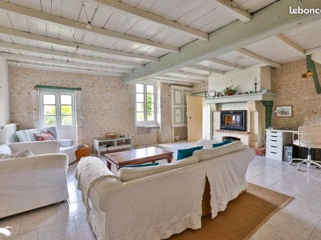 Maison vente à Cognac, Berneuil