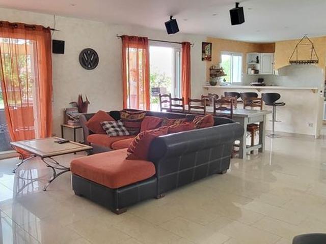 Maison vente à Saintes, Saint-sever-de-saintonge
