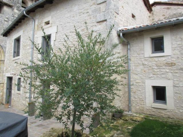 Maison vente à Nontron, Bourdeilles
