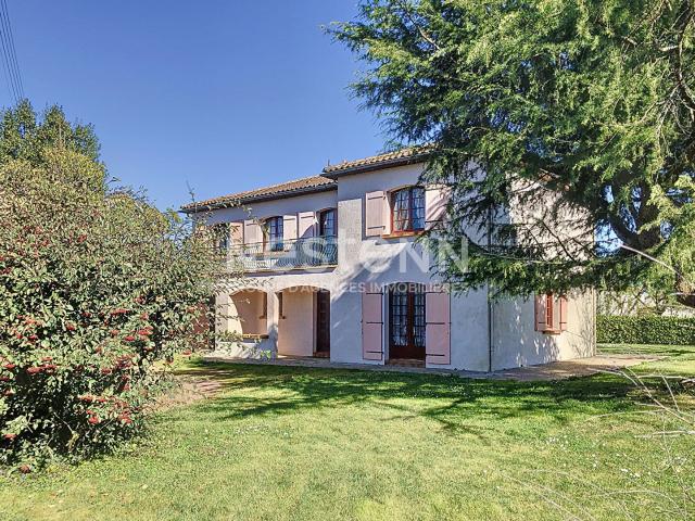 Maison vente à Fontenay-le-Comte, Fontenay-le-comte