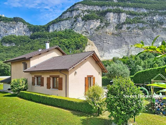 Maison vente à Saint-Julien-en-Genevois, Etrembières